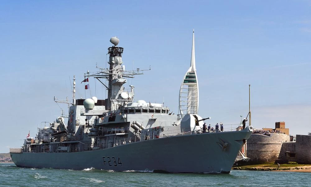 Βρετανικές φρεγάτες & αεροσκάφη της RAF φτάνουν στην Μ.Θάλασσα